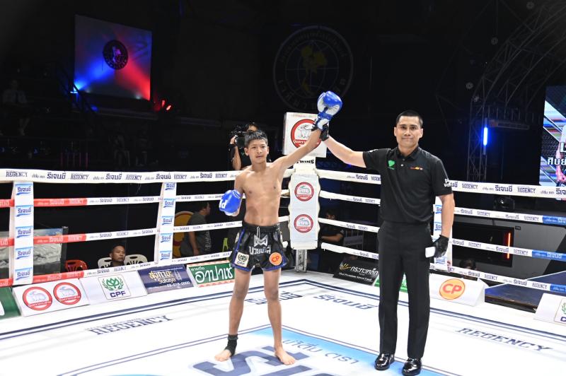 คู่ที่ 2 พิกัด 102 ปอนด์ เพชรอะตอม เกียรติจำรูญ ...แพ้คะแนน... มนต์ดำ ศิษย์อาจารย์ต่าย คู่ที่ 2 พิกัด 102 ปอนด์ เพชรอะตอม เกียรติจำรูญ ...แพ้คะแนน... มนต์ดำ ศิษย์อาจารย์ต่าย