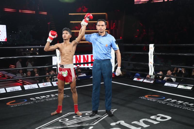 คู่แรก คู่ที่ 1 พิกัด 111 ปอนด์ ศิลาเพชร ช.รัตนชัย ...ชนะคะแนน... คนชลเล็ก โชติบางแสน คู่แรก คู่ที่ 1 พิกัด 111 ปอนด์ ศิลาเพชร ช.รัตนชัย ...ชนะคะแนน... คนชลเล็ก โชติบางแสน