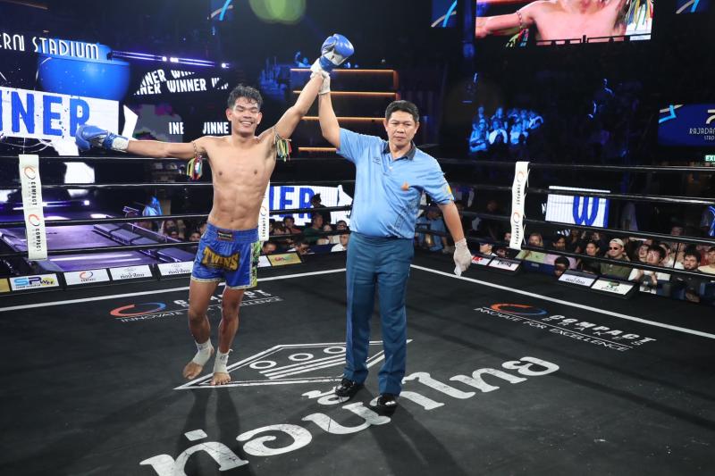 คู่ที่ 4 พิกัด 129 ปอนด์ เพชรกล้า อินไฟต์สไตล์ ...แพ้คะแนน... มหาสมุทร รองแป๊ะสำนักบก.ชลบุรี คู่ที่ 4 พิกัด 129 ปอนด์ เพชรกล้า อินไฟต์สไตล์ ...แพ้คะแนน... มหาสมุทร รองแป๊ะสำนักบก.ชลบุรี