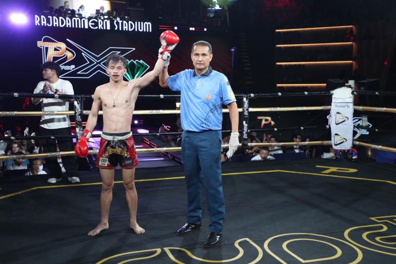 คู่ที่ 5 พิกัด 115 ปอนด์ บักโนว่า บางแสนไฟท์คลับ ...ชนะคะแนน... ฉัตรเงินเล็ก ปานนิวัฒน์มวยไทยยิมส์