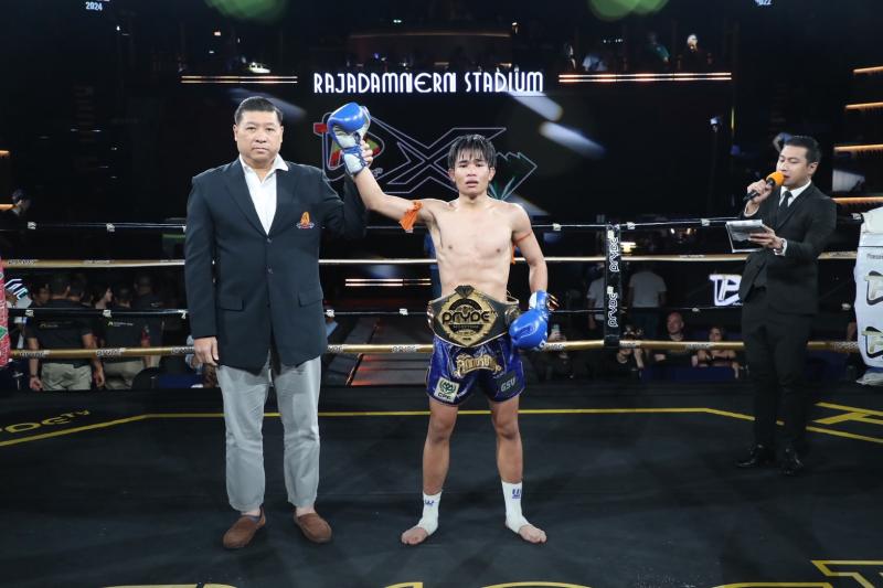 คู่ที่ 8 พิกัด 115 ปอนด์ ภูสิงห์ คลองสวนพลูรีสอร์ท ...แพ้คะแนน... เพชรเตชิน บางแสนไฟต์คลับ