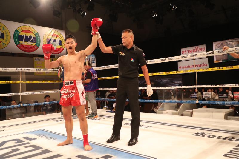 คู่แรก คู่ที่ 1 พิกัด 128 ปอนด์ สิงห์เหนือ เดอะแบร์ไฟท์คลับ ...ชนะน็อกยก 4... โชกุน ศิษย์สุดยอด