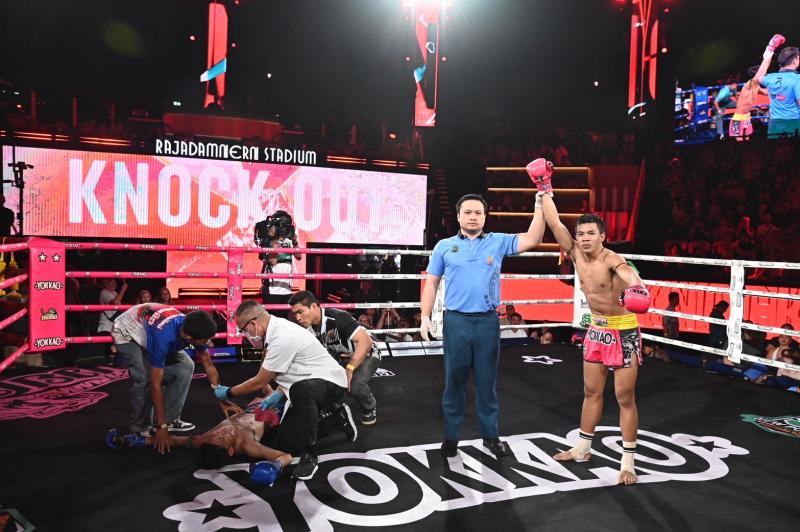 คู่ที่ 6 พิกัด 127 ปอนด์ สายลม สวนอาหารปีกไม้ ...ชนะน็อกยก 3... เพชรน้องบี ส.ดำรงค์ฤทธิ์