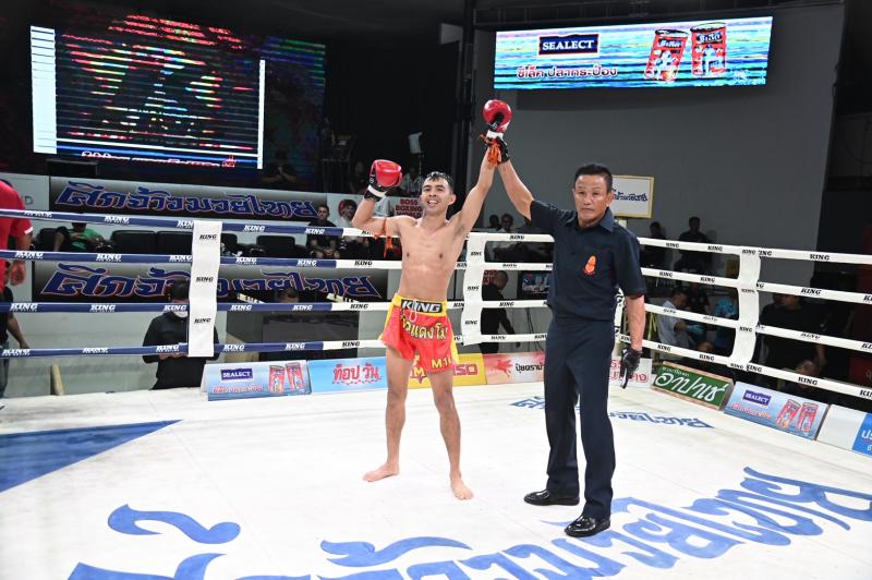 คู่ที่ 2 พิกัด 116 ปอนด์ พันลำ ส.สมหมาย ...ชนะคะแนน... สี่พลัง ส.สละชีพ