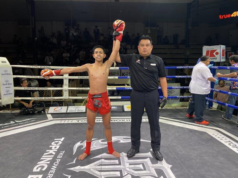 คู่ที่ 2 พิกัด 105 ปอนด์ เพชรอาวุธ กิ๊กพระราม7 ...ชนะน็อกยก 3... เปรมพยัคฆ์ พยัคฆ์เมืองชล