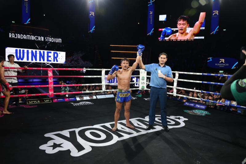 คู่ที่ 7 พิกัด 122 ปอนด์ สิงห์ศึก ศักดิ์อนุพงษ์ ...แพ้คะแนน... แอร์โรว์ ไรซิ่งมวยไทย