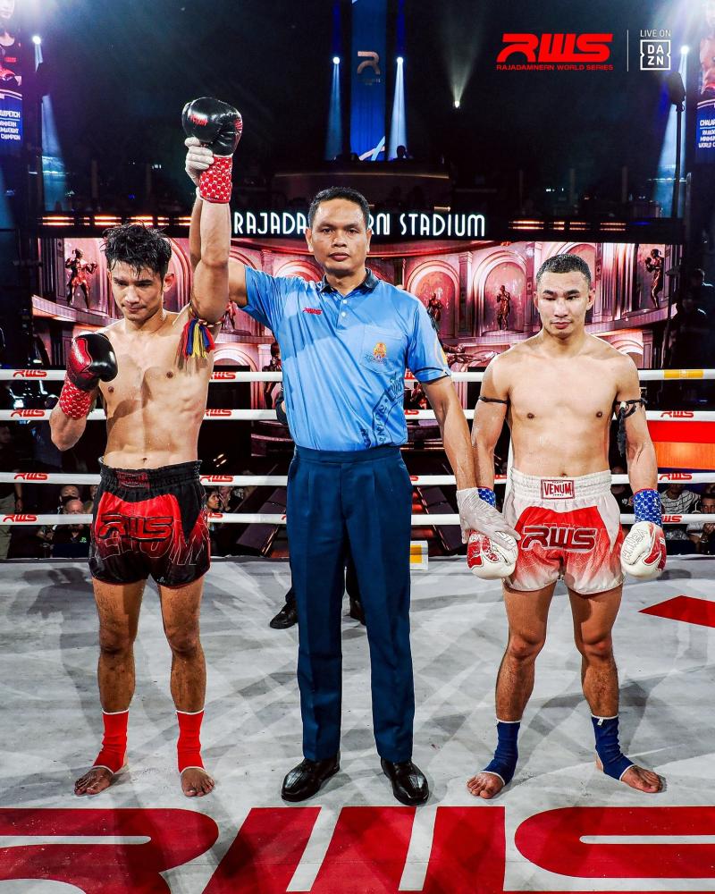 คู่ที่ 5 พิกัด 130 ปอนด์ ฉลาม พรัญชัย ...ชนะคะแนน... ไก่ป่า ว.สังข์ประไพ