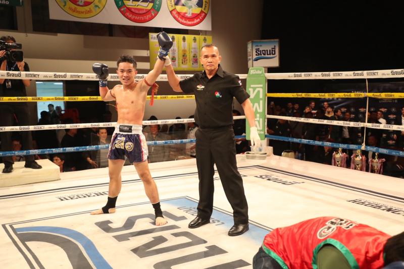 คู่ที่ 2 พิกัด 116 ปอนด์ ขุนเดช พ.พิมพ์อร ...แพ้น็อกยก 3... มอญขาว ซีเมนต์ดี