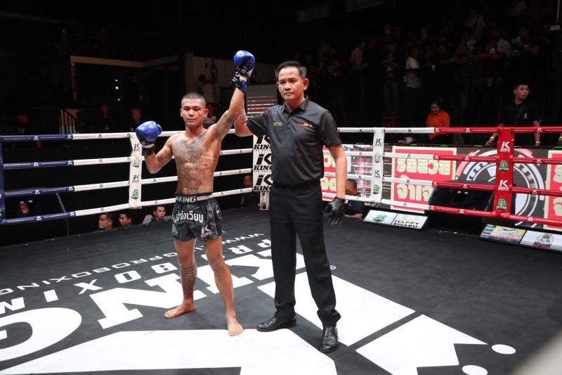 คู่ที่ 4  พิกัด 116 ปอนด์ สิบต่อ ศ.ศศิวัฒน์ ...แพ้น็อกยก 3... เทพคามิน ธนพลรีสอร์ท