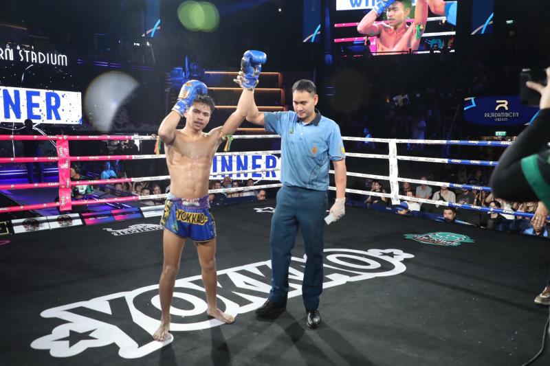 คู่ที่ 7 พิกัด 116 ปอนด์ อิคคิวซัง ส.สละชีพ ...แพ้คะแนน... ตะลุมพุก ศ.ศศิวัฒน์