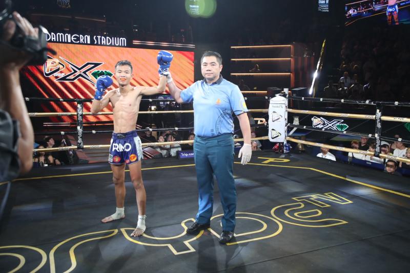 คู่ที่ 5 พิกัด 104 ปอนด์ ก้องทัพ ดาบทิตบางรัก ...แพ้น็อกยก 3... เพชรสุวรรณ ศิษย์อ๊อดพิบูล คู่ที่ 5 พิกัด 104 ปอนด์ ก้องทัพ ดาบทิตบางรัก ...แพ้น็อกยก 3... เพชรสุวรรณ ศิษย์อ๊อดพิบูล