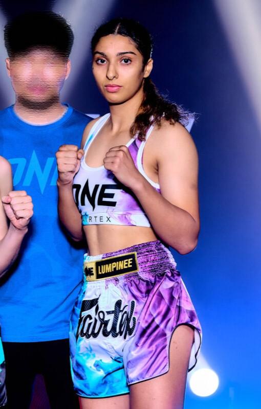 อิชราค ลารุสซี