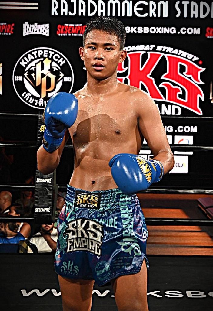 ซุปเปอร์แบงค์ ศ.พลอยชาติตระกูล