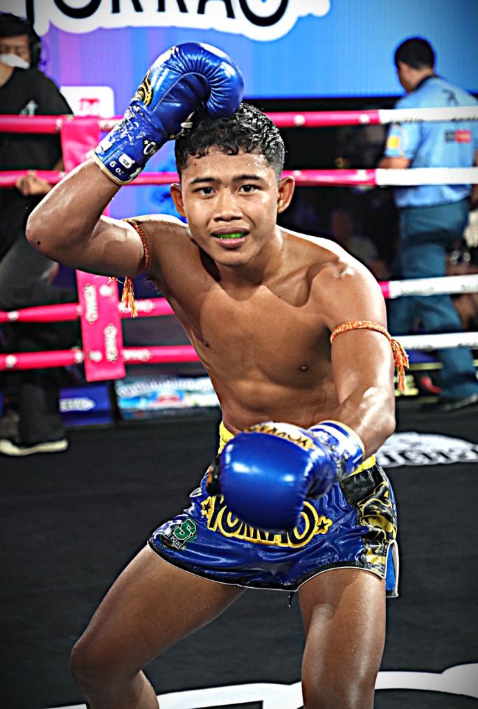 นิลพัท ส.บุญมีฤทธิ์