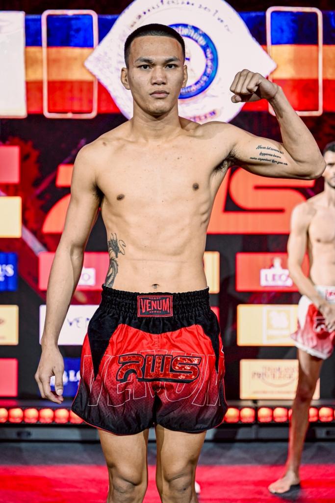 ธนัญชัย ศิษย์สองพี่น้อง