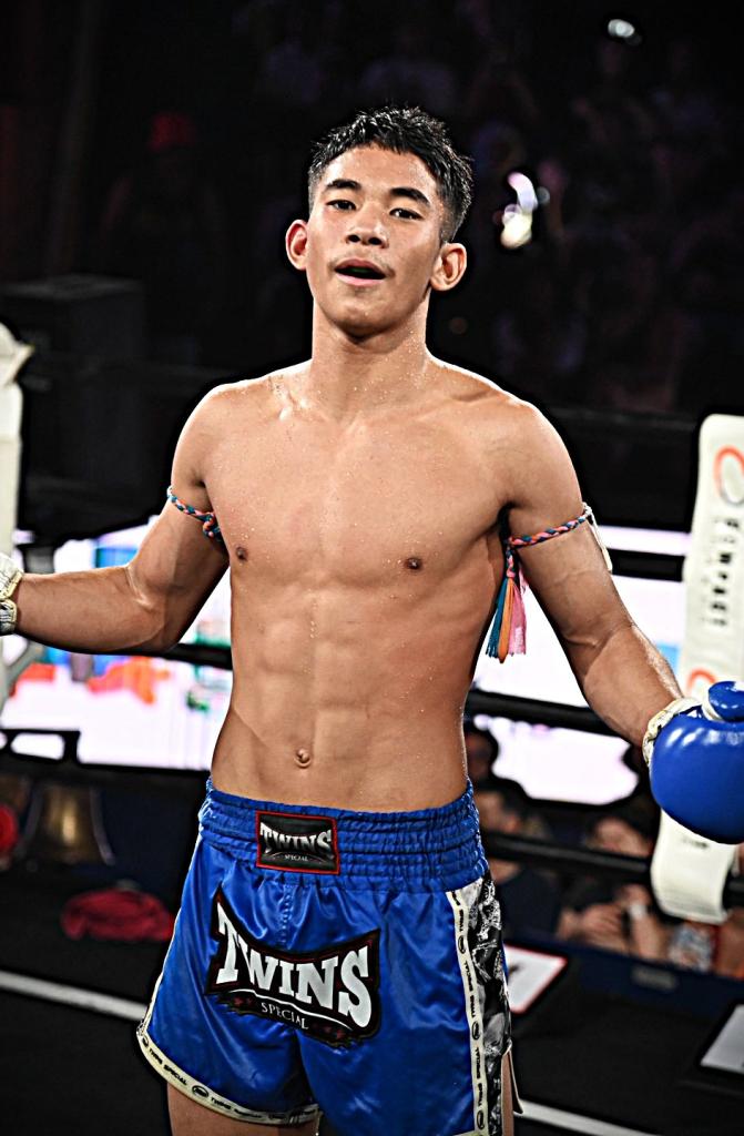 ยอดนที ผดุงชัยมวยไทยยิม