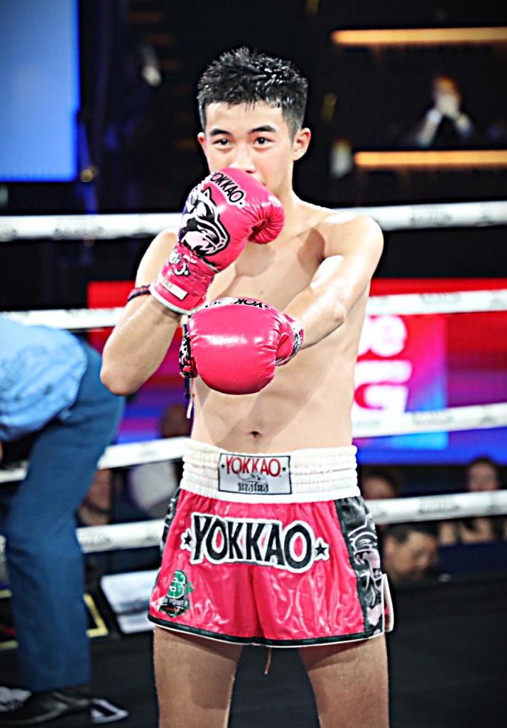 เพชรตะวัน ศิษย์ป๋าก้อง