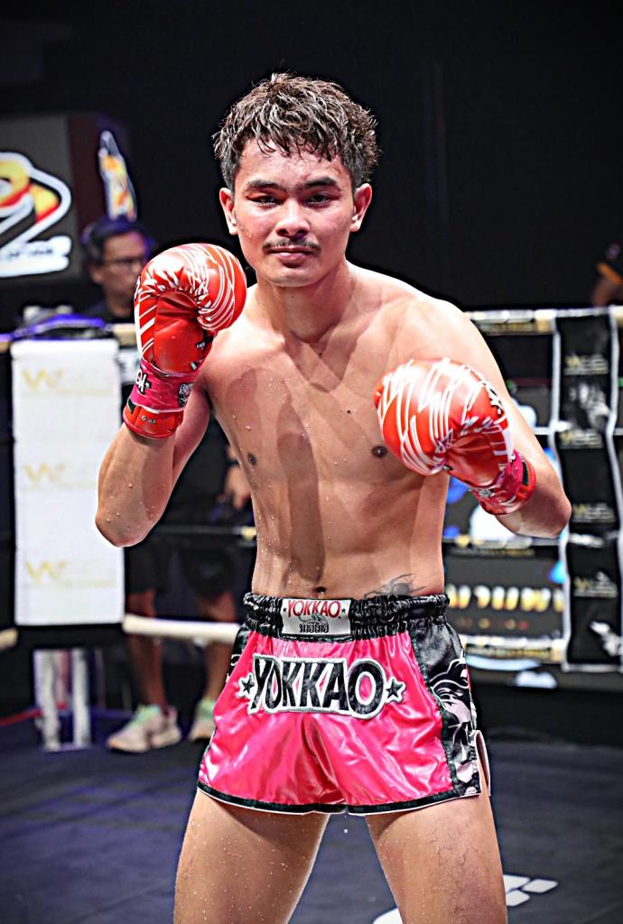 เพชรพลวัฒน์ ศิษย์หลวงพี่น้ำฝน