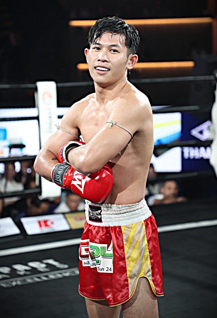 เพชรแสนชัย จิตรเมืองนนท์