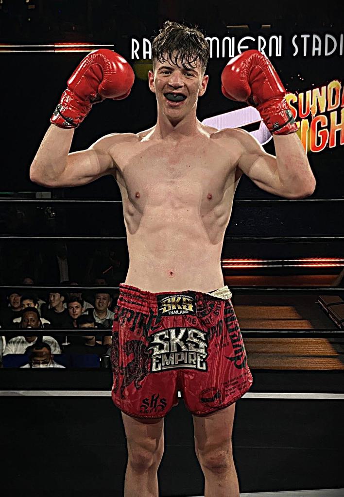 จาค๊อบพิคเตอร์ บุญลานนามวยไทย