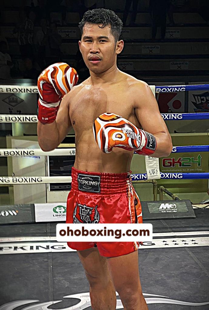 เพชรอัศวิน ศิษย์เจ๊นิ่ม