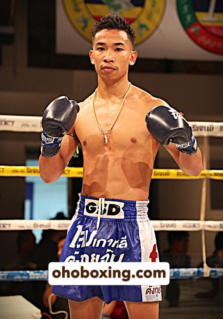 เพชร สวนหลวงรถยก