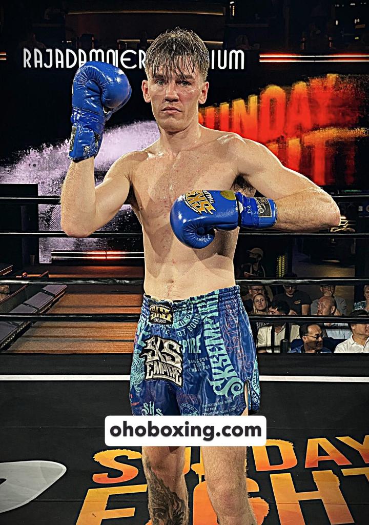 โซโลมอน ศิษย์ยอดธง