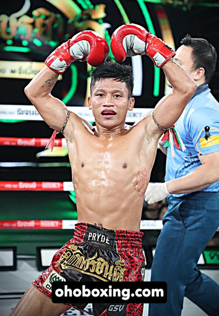 ท้าชนเล็ก เกียรติฉัตรชัย