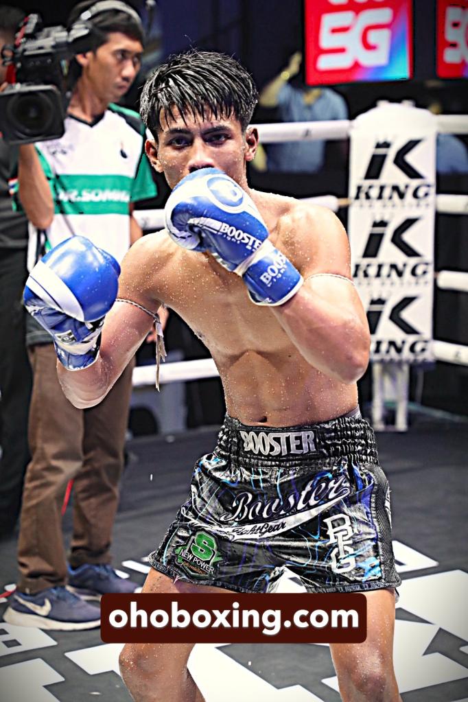 วันเผด็จ เกียรติเขาน้อย