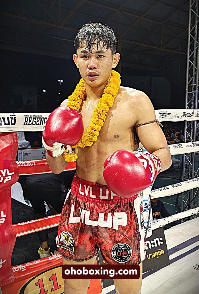 อนุสรณ์เล็ก ศิษย์บอลสกล