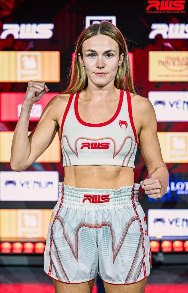 ลีโอนี ฮาร์ดแมน