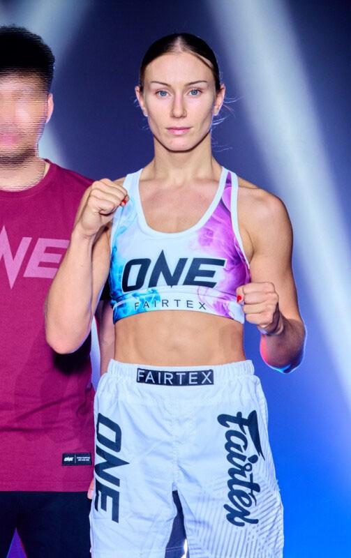 โซอี้ นอยชวานเดอร์