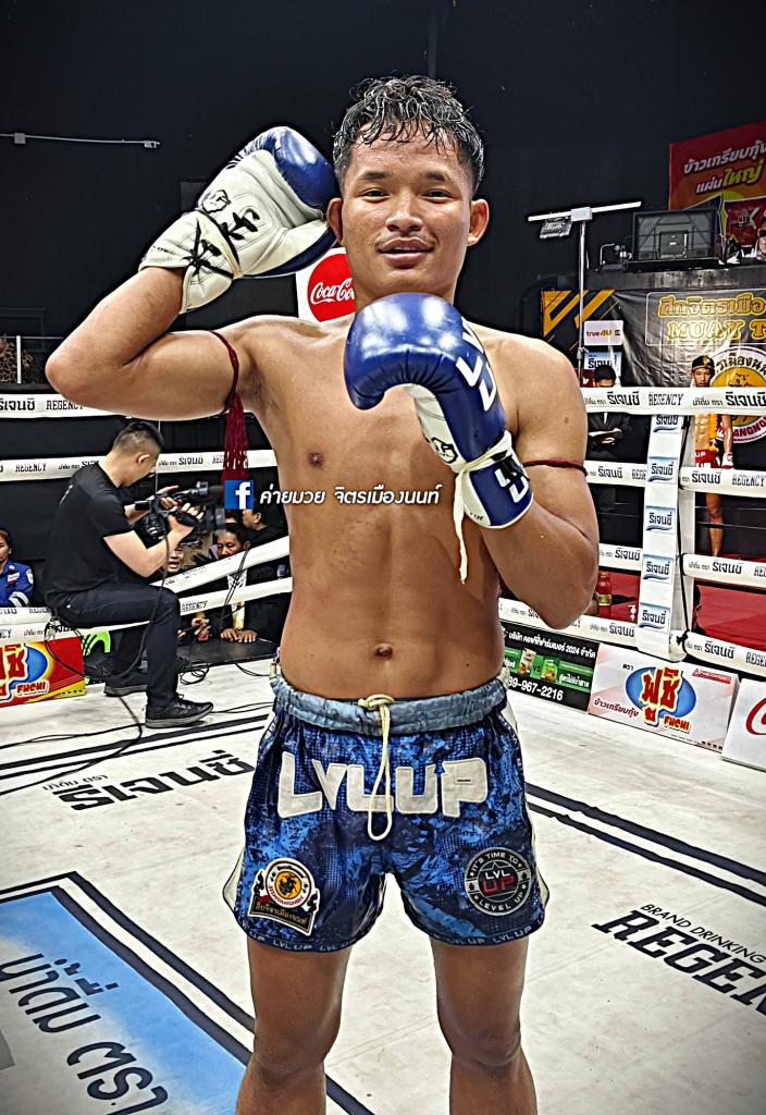 ฉายตะวัน บุญลานนามวยไทย