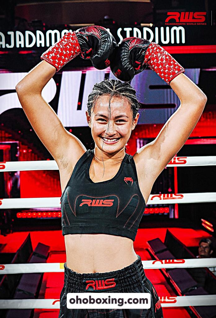 นีน่า คาราเซค