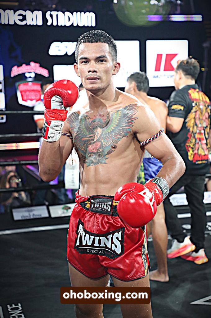 ชาติอนันต์ จ.อภิชาติมวยไทย