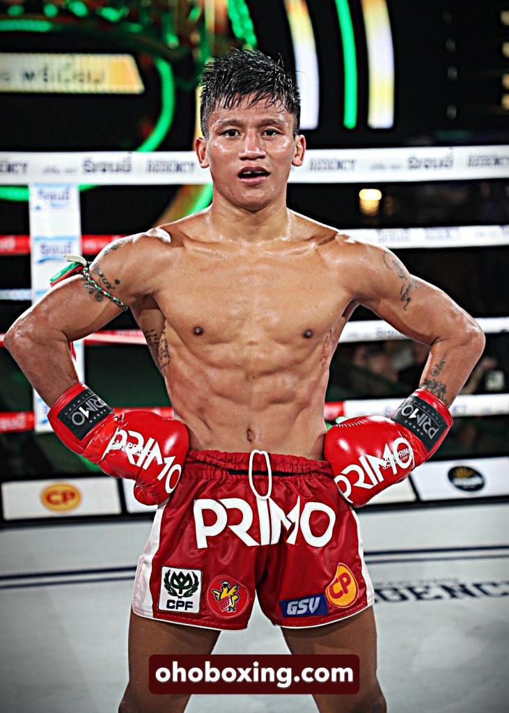 ท้าชนเล็ก เกียรติฉัตรชัย