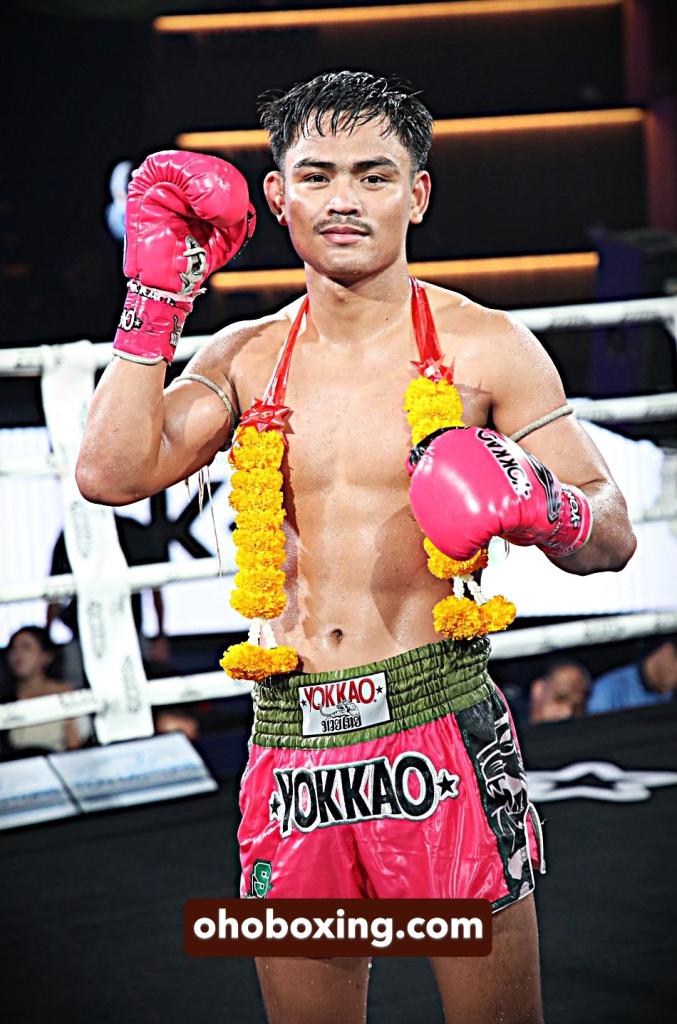 ศักดิ์ศรี ซุปเปอร์เล็กมวยไทย