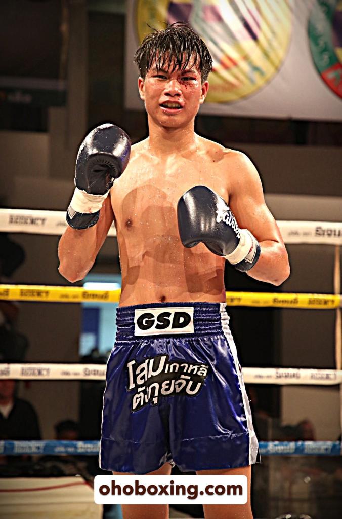 ก้องโนวา บางแสนไฟท์คลับ