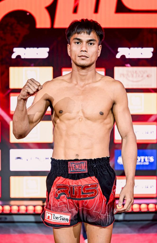 ขุนหาญเล็ก เกียรติเจริญชัย