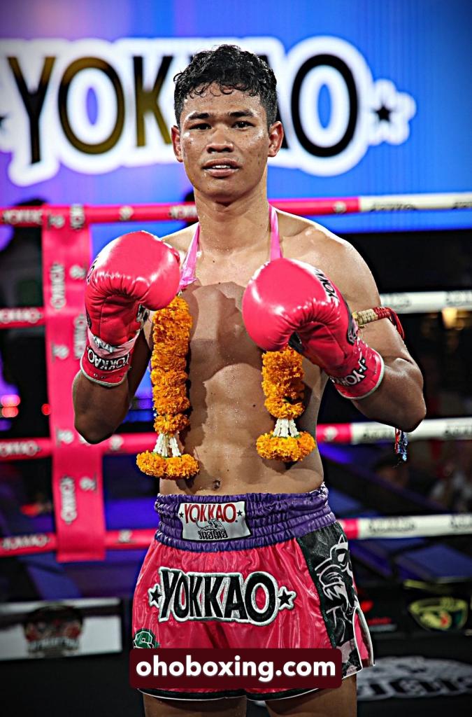 บันลังค์เงิน อ.ยุทธชัย