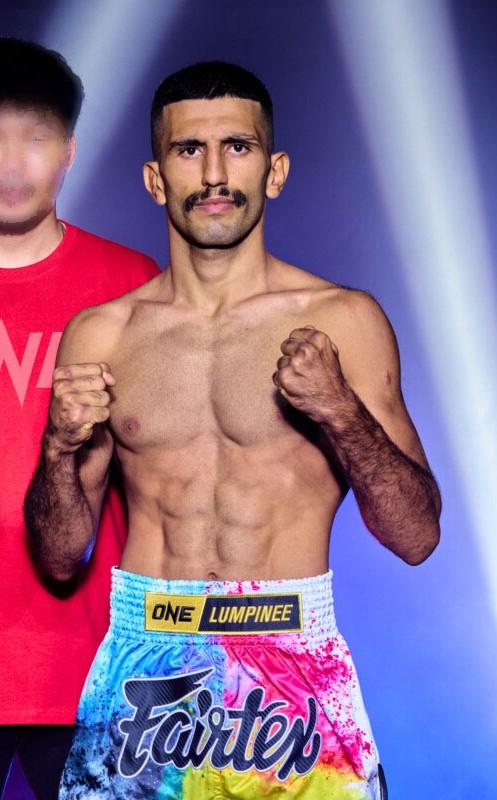 อาร์มาน โมราดี